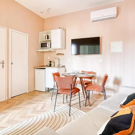 Avenue De Villiers - Gourgaud - Ii * Париж